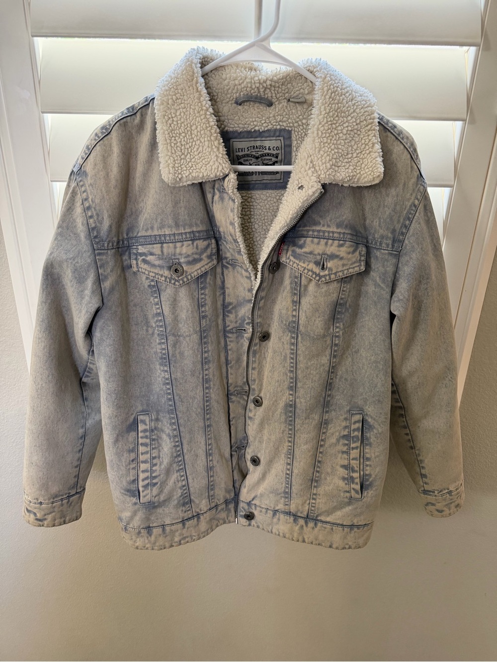 Levi's Light Wash Denim Jacket with White Sherpa Collar